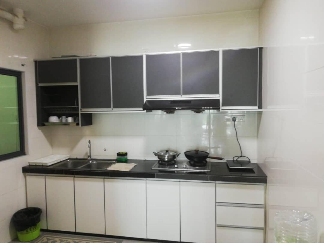 Vista Alam Studio Units - Pool, Food Court Shah Alam Rum bild